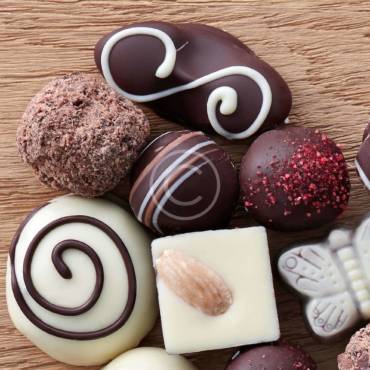 Tips for Chocolate Candy Decor